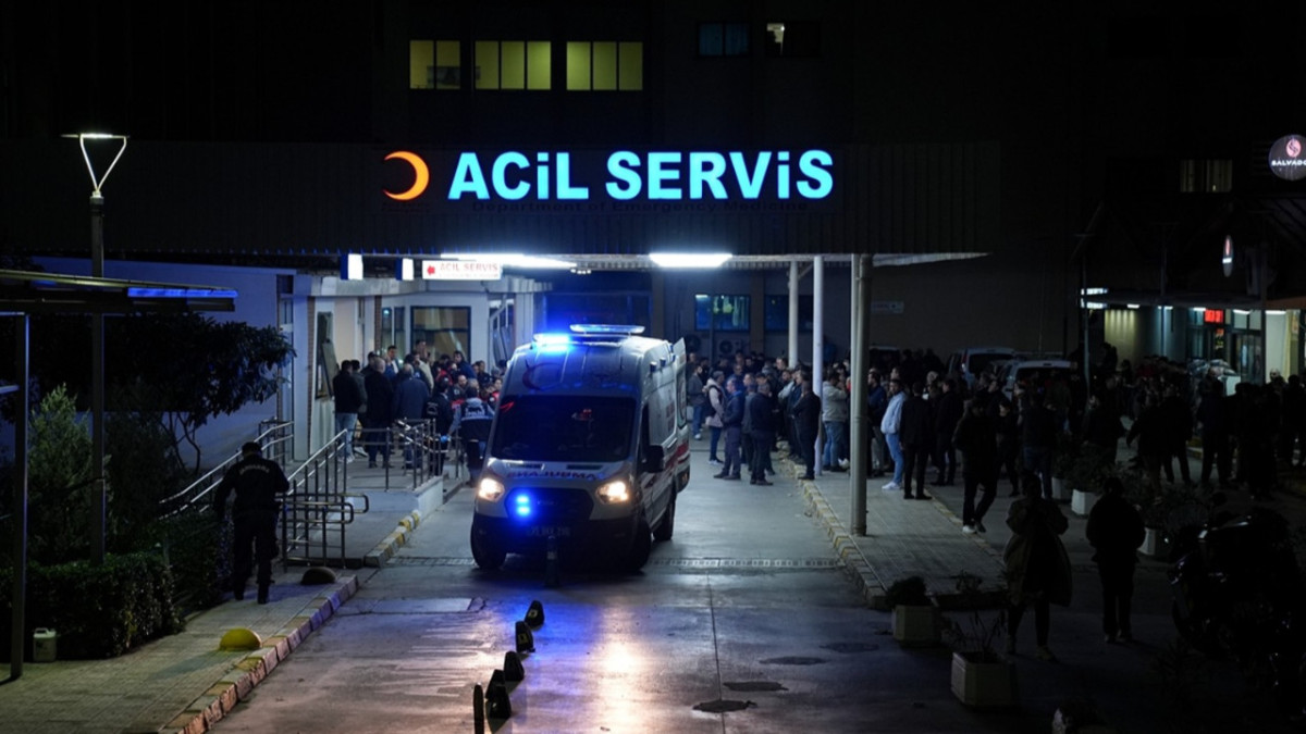 İzmir’de İhbara Giden Polis Ekibine Saldırı! 3 Polis Yaralandı 13 Kişi Gözaltında